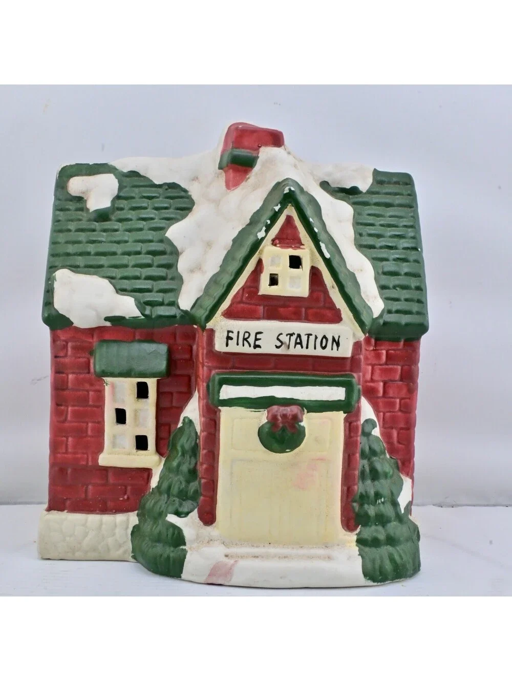 Christmas Village Houses Fire Station Collectible Vintage Year 1994..READ